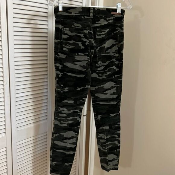 Anthropologie Pilcro High Rise Skinny Pants - Picture 10 of 11